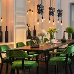 Zoo Hotel