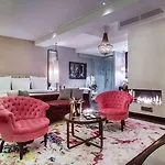 Hotel Zoo