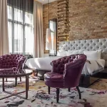 Zoo Hotel